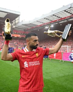 محمد صلاح يقود ليفربول للتتويج بلقب البريميرليج ويحقق إنجازًا تاريخيًا