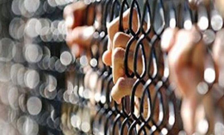 حبس بائع الفول المتهم بقتل أبنائه الـ4 في الإسكندرية