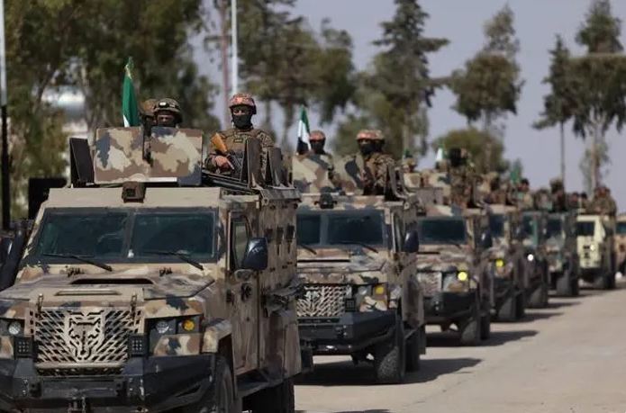 الجيش السوري يعلن غرب الفرات منطقة عسكرية