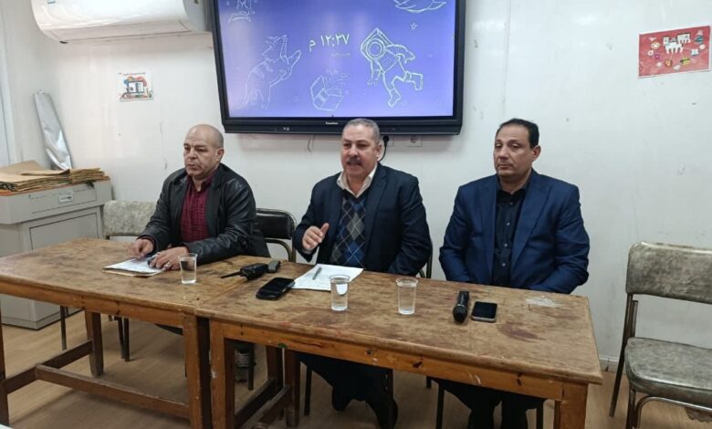 مدير تعليم بنها يجتمع برؤساء لجان الشهادة الإعدادية بمدرسة أم المؤمنين الثانوية بنات مدير تعليم بنها يجتمع برؤساء لجان الشهادة الإعدادية بمدرسة أم المؤمنين الثانوية بنات