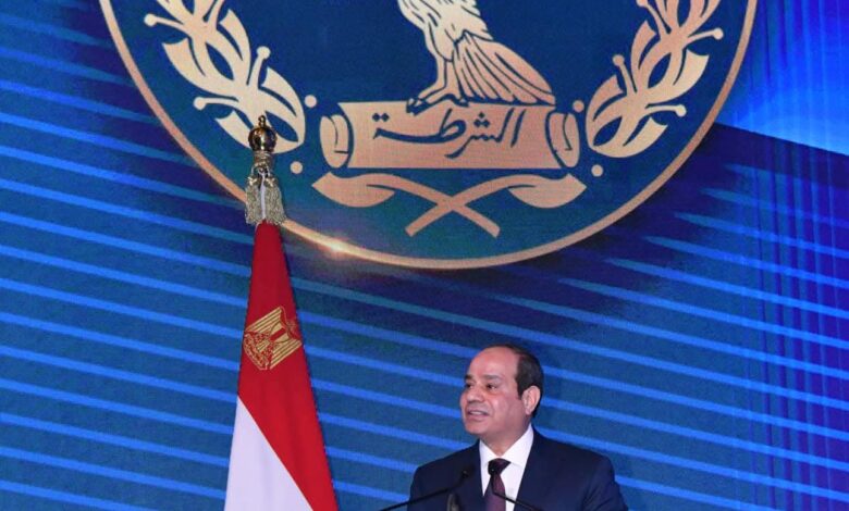 محافظ سوهاج يهنئ السيسي بمناسبة الذكرى الـ74 لعيد الشرطة