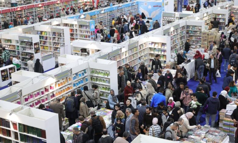 نصف مليون زائر خلال اليوم الثالث من فتح أبواب معرض القاهرة الدولي للكتاب 