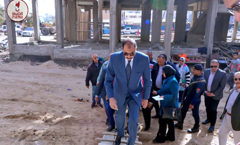 محافظ سوهاج يتفقد مشروع المجمع السكني بأرض المشتل بنسبة تنفيذ 40%