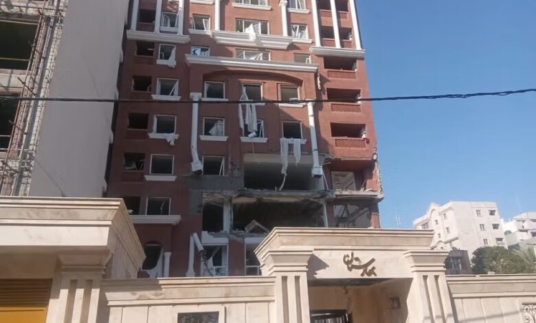 الحرس الثوري الإيراني يرد على أنباء اغتيال قائد قوات البحرية الحرس الثوري الإيراني يرد على أنباء اغتيال قائد قوات البحرية