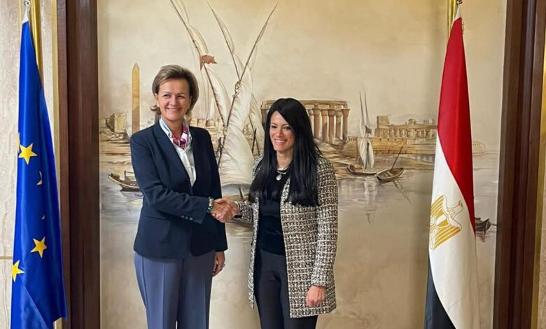 المفوضية الأوروبية تعلن صرف مساعدات بقيمة مليار يورو لمصر