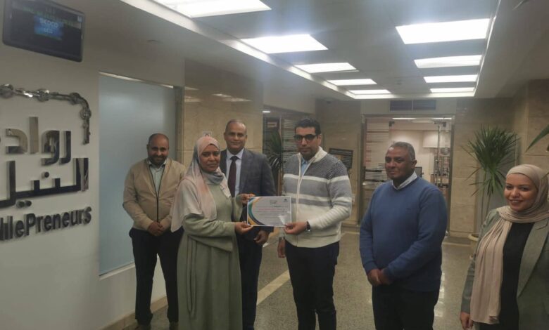 تنفيذ برنامج تدريب لتسويق المشروعات ودعم رائدات الأعمال بالأقصر