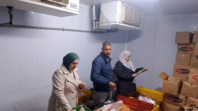 تموين القليوبية ضبط مطعم بشبين القناطر بحوزته طن فراخ و بانية بدون بيانات