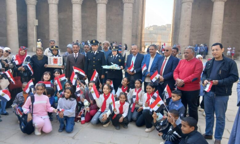 آثار أسوان تحتفل بعيد الشرطة المصرية في معبد ادفو آثار أسوان تحتفل بعيد الشرطة المصرية في معبد ادفو
