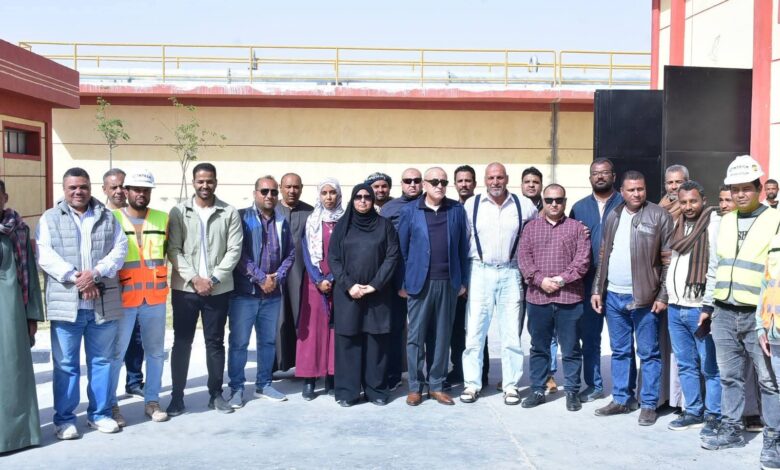 محافظ الأقصر يتفقد مشروع الصرف الصحي بأرمنت ضمن مبادرة حياة كريمة