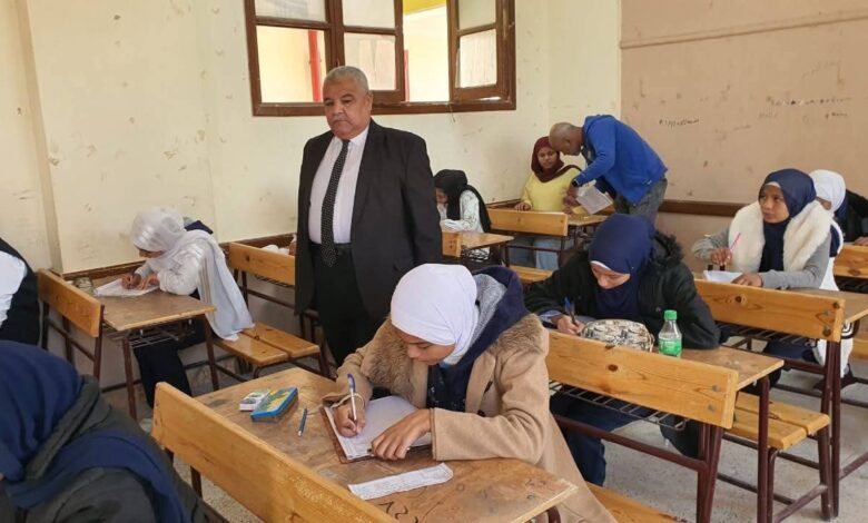 18545طالب وطالبة يؤدون امتحانات الشهادة الاعدادية ب115لجنة بمحافظة الأقصر