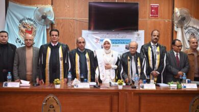 باحثة فلسفة بآداب سوهاج تنال الماجستير بتقدير ممتاز