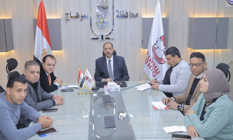 غرفة العمليات الرئيسية بسوهاج تتابع سير انتخابات الإعادة لمجلس النواب بالدائرة السابعة بالبلينا