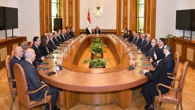  الرئيس السيسي يجتمع بالوزراء الجدد بحضور رئيس الحكومة