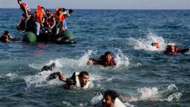 قتلى ومفقودون جراء انقلاب قارب مهاجرين قبالة جزيرة يونانية