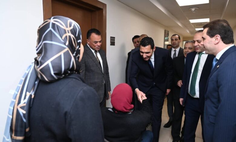 جوهر نبيل يبدأ مهمته بجولة تفقدية ويعلن: نقلة نوعية مرتقبة في خدمات الشباب والرياضة