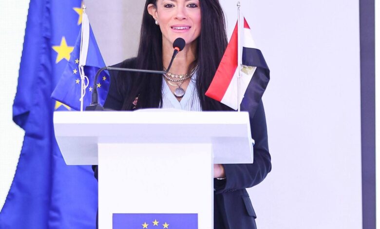 منح أوروبية بقيمة 125 مليون يورو لدعم الطاقة المتجددة والهيدروجين الأخضر في مصر منح أوروبية بقيمة 125 مليون يورو لدعم الطاقة المتجددة والهيدروجين الأخضر في مصر