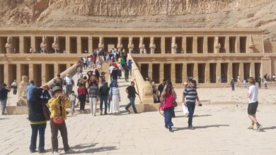 حتشبسوت تتصدر المشهد السياحي بالأقصر خلال إجازة نصف العام