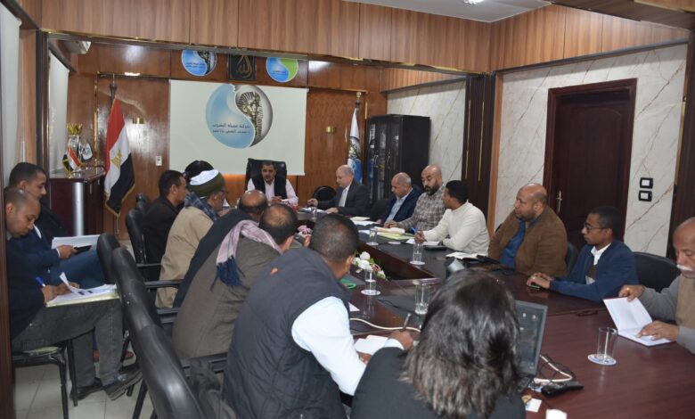 “مياه الأقصر”تتابع الموقف التنفيذى لمشروعات “حياة كريمة ” مع شركة حلوان والمقاولين