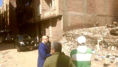 جولة مفاجئة تكشف قصورًا بحي غرب الفيوم