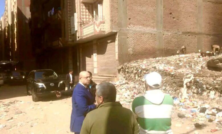 جولة مفاجئة تكشف قصورًا بحي غرب الفيوم