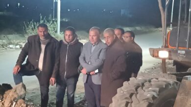 رئيس مياه الفيوم يقود إصلاح عاجل لخط طرد بأبو كساه