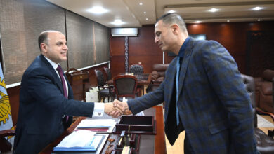 محافظ الغربية يستقبل نائبه ويشدّد على العمل الميداني بروح الفريق الواحد