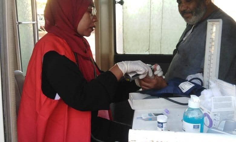 انتشار فرق صباحية و مسائية للمبادرات الرئاسية الصحية بالأقصر انتشار فرق صباحية و مسائية للمبادرات الرئاسية الصحية بالأقصر