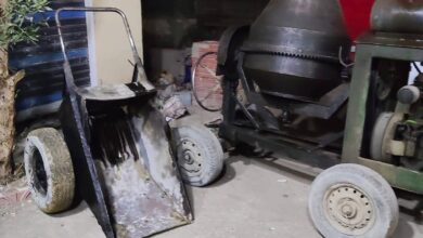 حملة مكبرة توقف أعمال بناء مخالف بحي الجون وتصادر خلاطتين