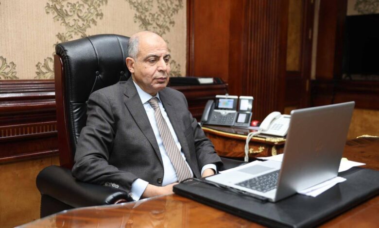 محافظ المنيا يشارك في اجتماع لمتابعة مشروعات الطاقة المتجددة مع «سكاتك» النرويجية