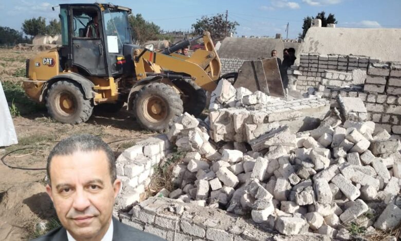 إزالة 9 مقابر مخالفة وتعديات على الأراضي الزراعية بالمنوفية خلال العيد.. والمحافظ: لا تهاون مع المخالفين