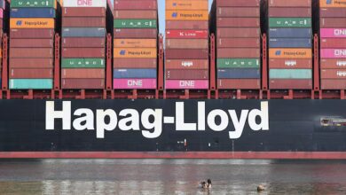 هاباج_ لويد:شظايا مقذوفات تصيب سفينة حاويات قرب مضيق هرمز