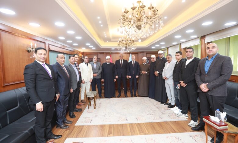 محافظ كفرالشيخ يستقبل القيادات الأمنية والتنفيذية لتبادل التهنئة بعيد الفطر المبارك