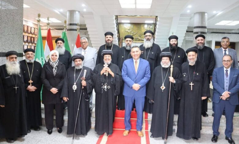 محافظ القليوبية يستقبل مطران وأساقفة الكنيسة القبطية الأرثوذكسية للتهنئة بعيد الفطر