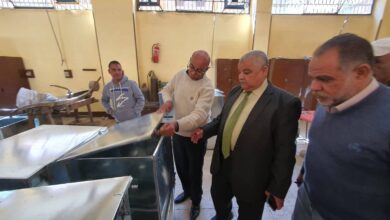 وكيل تعليم الأقصر يتابع تصنيع الصناديق المعدنية لامتحانات الدبلومات الفنية
