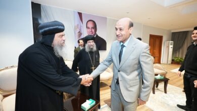 محافظ أسيوط يستقبل قيادات ورجال الدين الإسلامي والمسيحي