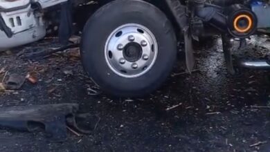 مصرع شخصين وإصابة 14أخرين خلال تصادم سيارتين نقل بالطريق الصحراوي الغربي بالأقصر