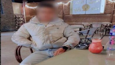 النيابة تُصرّح بدفن شاب ضحية سقوط أخشاب بسبب الرياح بالفيوم