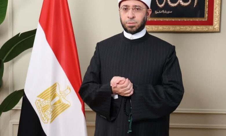 وزير الأوقاف يهنئ الرئيس السيسي بمناسبة عيد الفطر المبارك