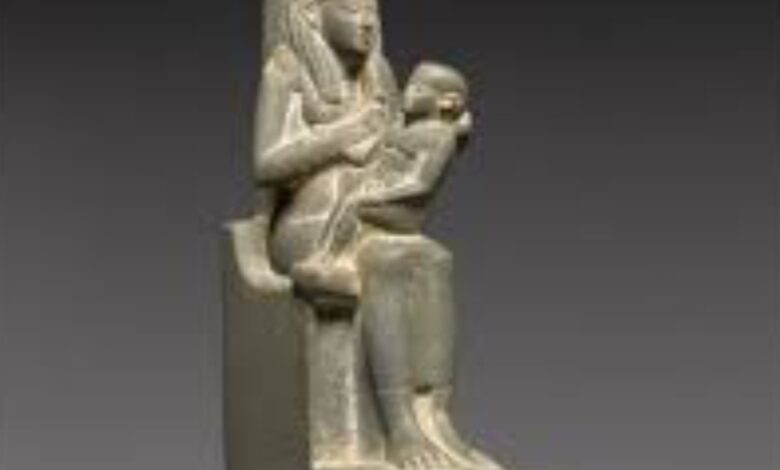 الامومة واهميتها في مصر القديمة