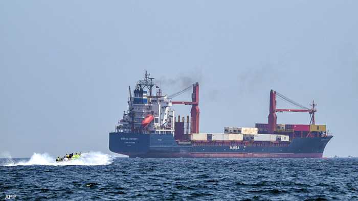 إيران تهاجم سفينتين بريطانيتين شمالي سواحل عُمان