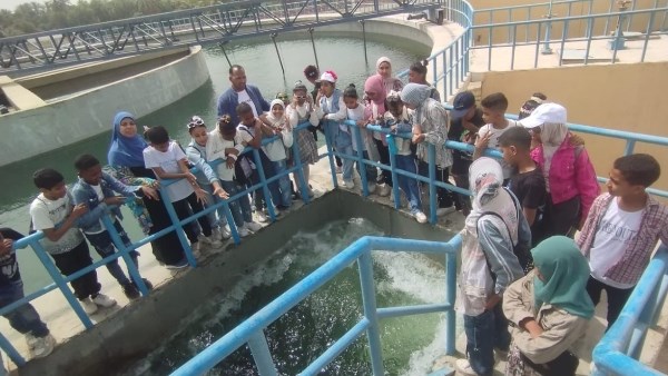 “مياه إسنا” تستقبل رحلة مدرسية للمتميزين ضمن مبادرة”صحتنا فى بيئتنا”