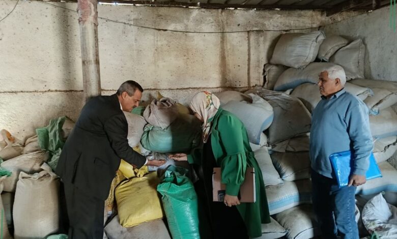 تموين الشرقية يضبط 113طن مواد بترولية وأعشاب و26 ألف علبة دواء تموين الشرقية يضبط 113طن مواد بترولية وأعشاب و26 ألف علبة دواء