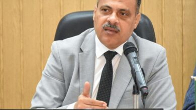   محافظ الشرقية يُصدر  ٢٧  قراراً تأديبيا لـ  ١٣٦  من العاملين المقصرين  