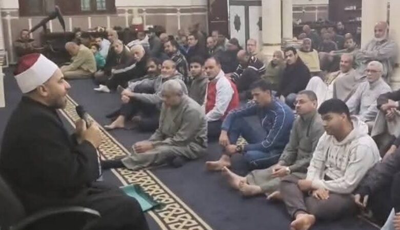  أوقاف السويس تنظم دروسا منهجية لنشر الثقافة الدينية