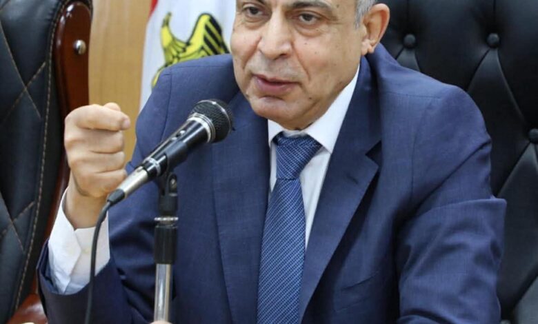 محافظ المنيا يقرر تطبيق نظام العمل عن بُعد يوم الأحد أسبوعيًا لمدة شهر محافظ المنيا يقرر تطبيق نظام العمل عن بُعد يوم الأحد أسبوعيًا لمدة شهر