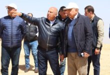 وزيرا النقل والكهرباء والطاقة المتجددة يتفقدان منطقة جبل الجلالة لإقامة عدد من المشروعات 