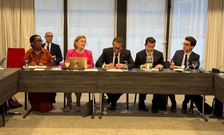 وزير الصحة يدعو لتوسيع آفاق التعاون الأفريقي والأوروبي لتطبيق نهج الصحة الواحدة وزير الصحة يدعو لتوسيع آفاق التعاون الأفريقي والأوروبي لتطبيق نهج الصحة الواحدة