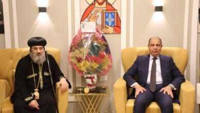 محافظ المنيا يواصل جولاته بمراكز الجنوب للتهنئة بعيد القيامة ويؤكد: المنيا نموذج في الترابط واللُحمة الوطنية