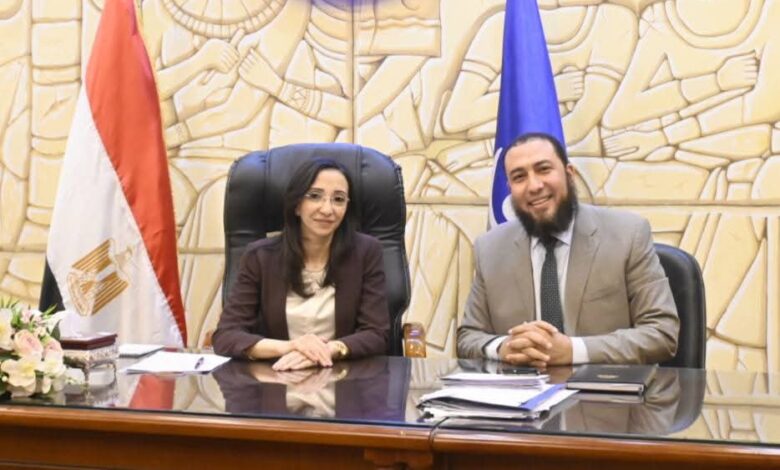 محافظ البحيرة تناقش عدد من الملفات الخدمية والتنموية خلال اجتماعها مع أعضاء مجلسي النواب والشيوخ 