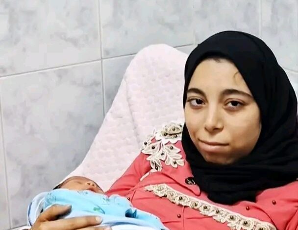 وزارة الداخلية تنجح في القبض على المتهمه بخطف رضيعة مستشفى الحسين الجامعي